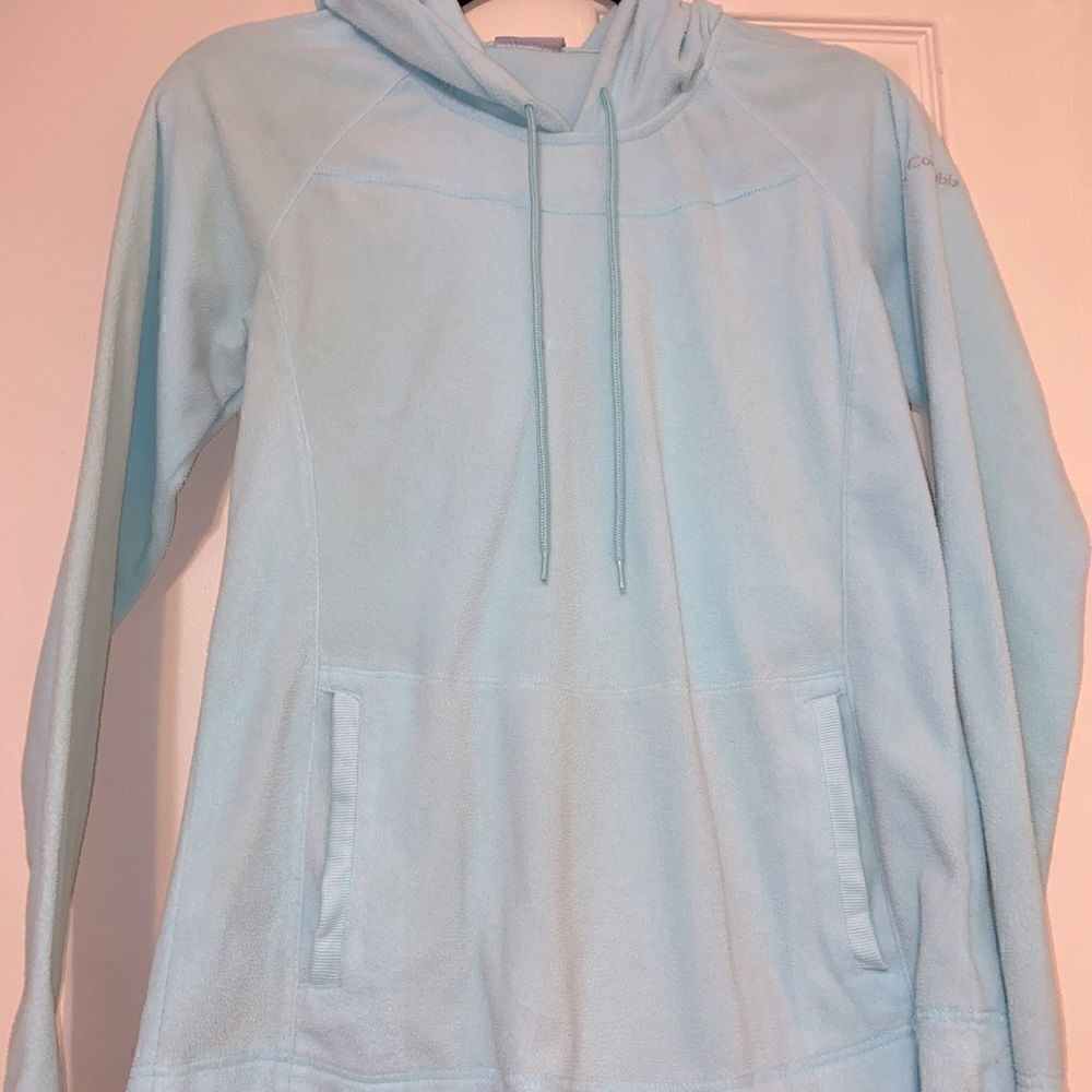 Columbia hooded sweater